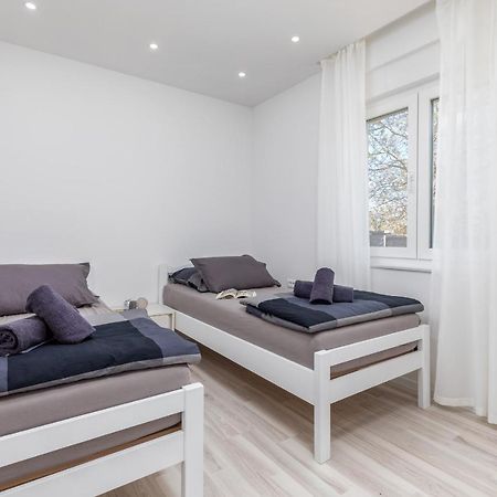 Apartman Knezevic A Fažana Exterior foto