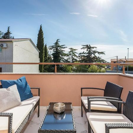 Apartman Knezevic A Fažana Exterior foto