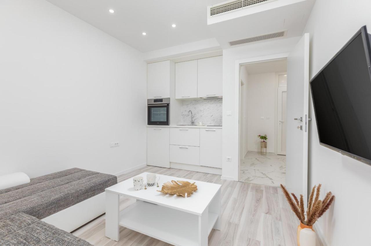 Apartman Knezevic A Fažana Exterior foto
